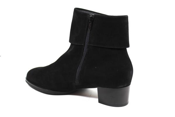 schwarze Warmfutter  Stiefelette